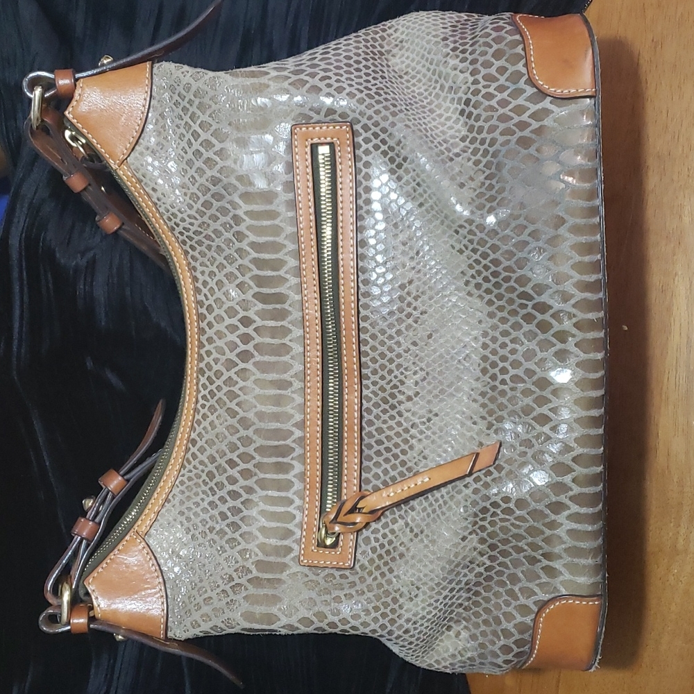 Dooney & Bourke Olive Green Snake Embossed Erica Large Shoulder Bag Purse - Picture 4 of 14